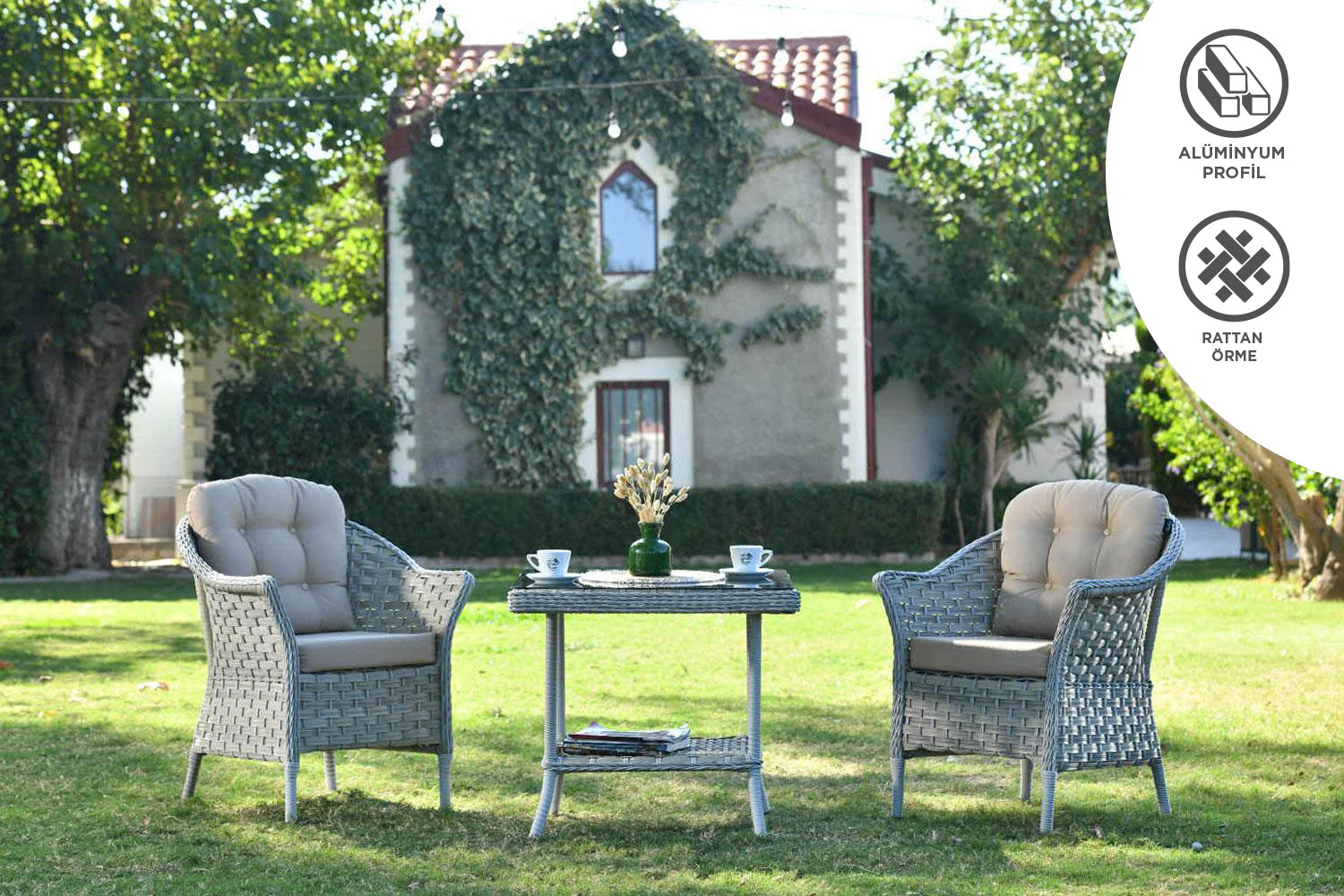 Bahama Rattan Mini Oturma Seti (1-1-Sehpa) Fotoğrafı